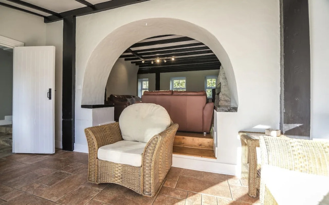 Barn Conversion - Hot Tub - Penally