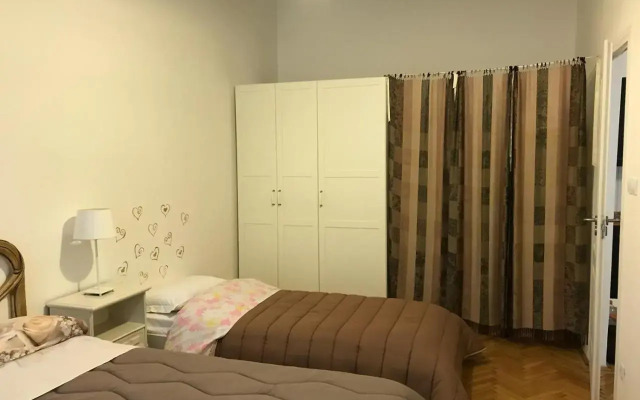 Anna 2 bedrooms 2 bathrooms 4 bikes