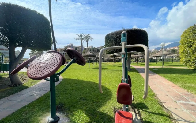 Belvilla by OYO Apartment in Benalma!dena