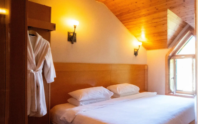 Natyral Razma Resort