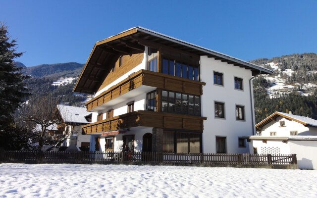 Spacious Holiday Home in Zell am Ziller Near Ski Area