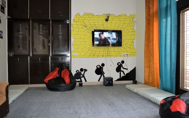 Bunkmates Hostel