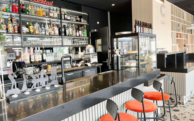 ibis Martigues