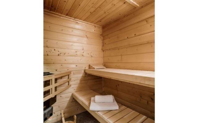 Am Rotdorn Modern Retreat