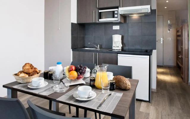 SOWELL RESIDENCES Pierre Blanche