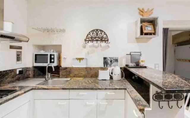 Un Cottage Alpin chaleureux dans le coeur d Annecy avec 2 vélos