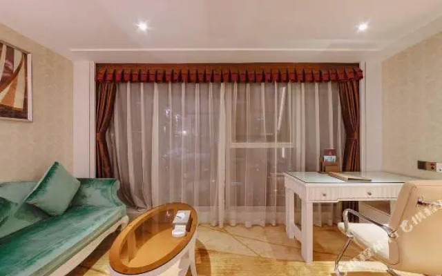 Yuzhou International Hotel