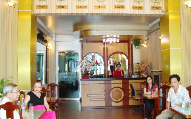 Tan Hoang Long Hotel District 5