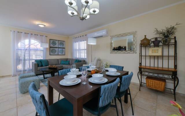 Stylish Villa, Private Pool, Bbq, Privacy