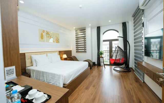 Azoma Hotel