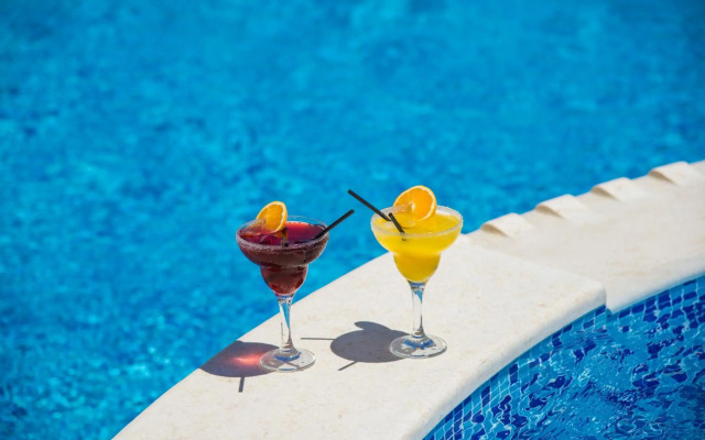Cycladic Islands Hotel & Spa