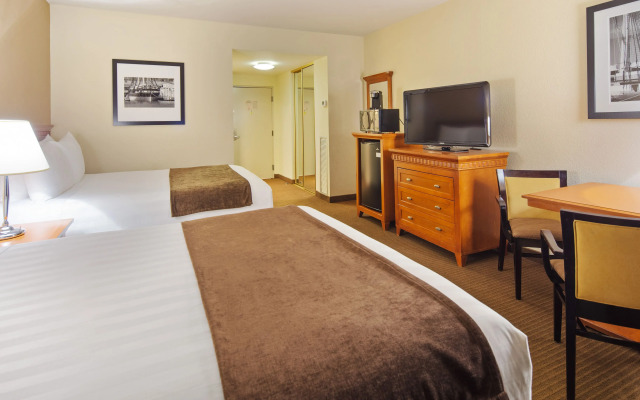 Best Western Plus Bayside Inn