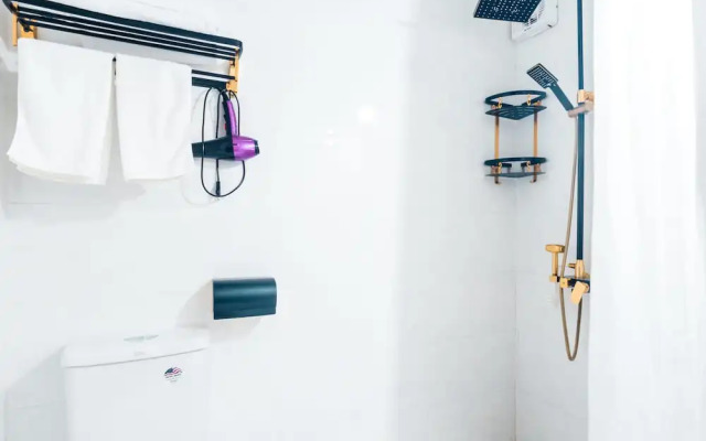 AVA Hotel & Apartment