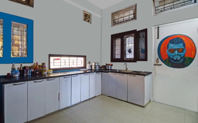 OYO Flagship 70386 Brahmaputra Stay