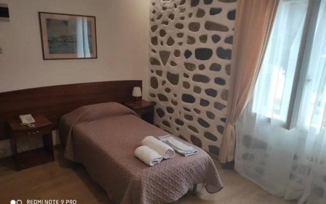 Porto Lesvos I