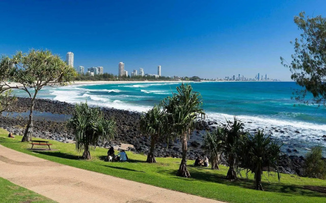 Burleigh Beach Tourist Park