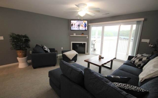 Parkview Bay 424 - 3 Br Condo