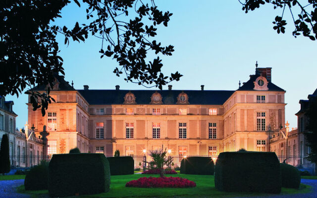 Chateau Colbert