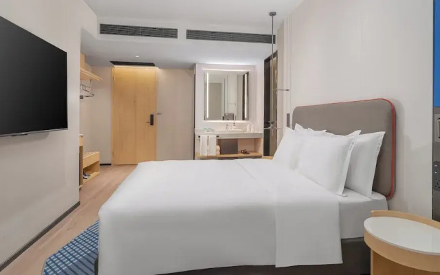Longyan Liancheng by IHG