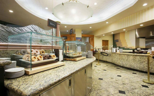 Embassy Suites by Hilton Convention Center Las Vegas