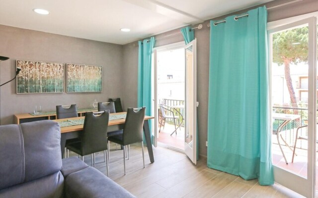 Apartment with 2 Bedrooms in Platja D'Aro, with Wonderful City View, Furnished Balcony And Wifi - 800 M From the Beach