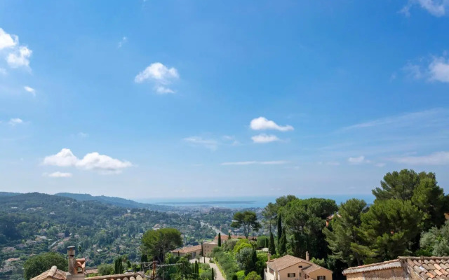 Mougins Luxury Retreats