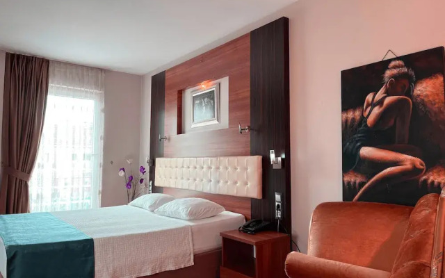 The Riada Hotel
