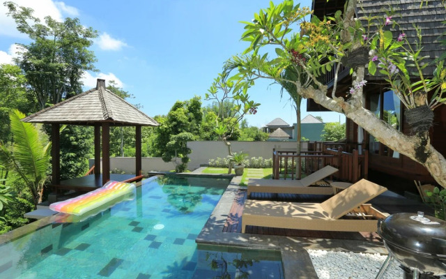 Raja Woods Villa