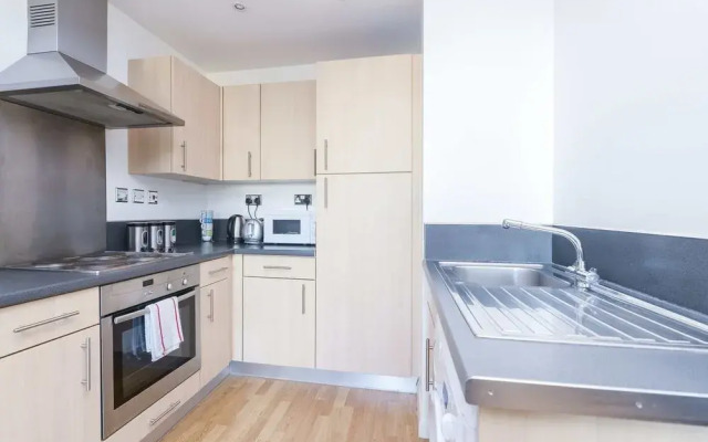 Roffey Apartment