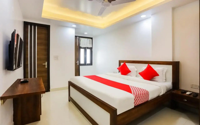 Oyo Flagship 65986 Hotel Signature Rooms