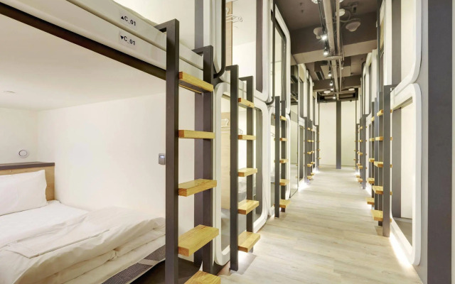 Taiwan Youth Hostel & Capsule Hostel