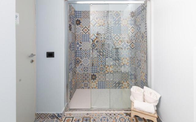 Villa Selva Luxury Lakeview Apartment