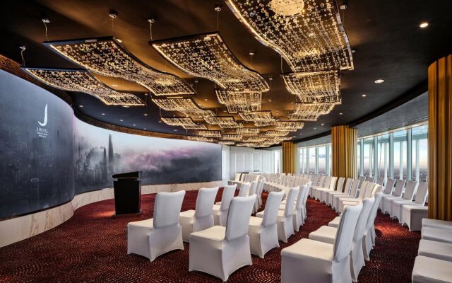 J Hotel, Shanghai Tower