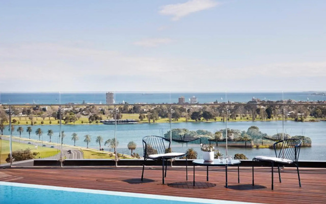 Tyrian Serviced Apartments - Albert Park Lake