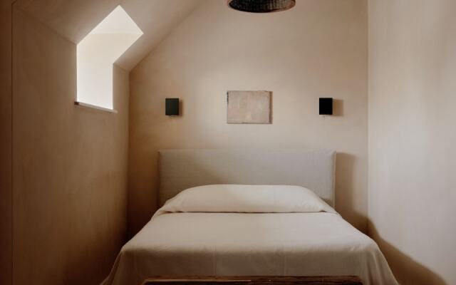 The James Bradley Hotel