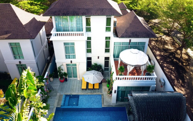 Nagawari Art Maldives BBQ Pattaya Villa