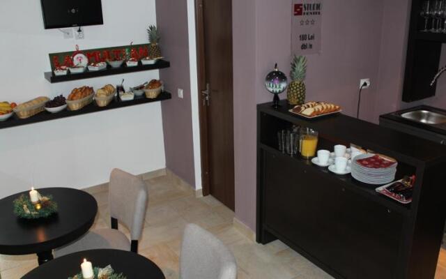 Studio Hostel