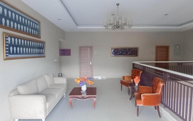 RedDoorz Premium @ Griya Inkoppabri Cisarua Puncak