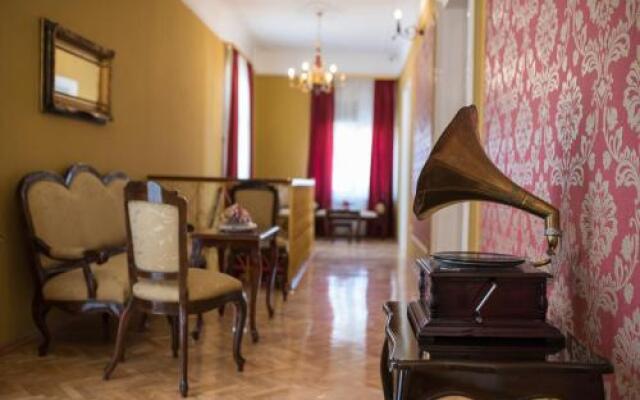 Niš City Center Guest House