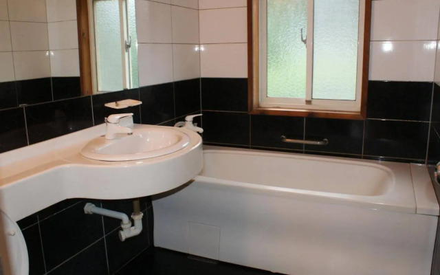 Ruixiong Hotspring Villa