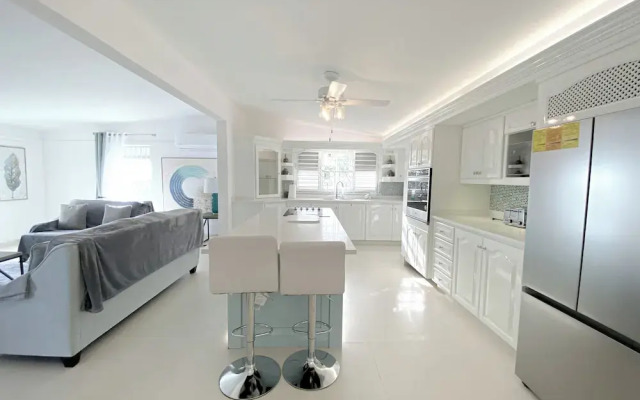 Luxury 4 Bed Villa in Barbados With Amazing Views