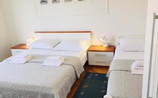 Gojko - 50 m from the beach - A2(6)