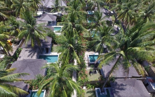 Sunset Palms Resort