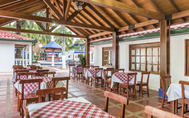 Hotel y Centro Vacacional Sunrise