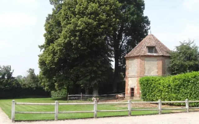 Chateau de Maillot