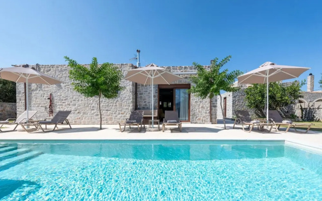 Villa Liatiko With Private Pool
