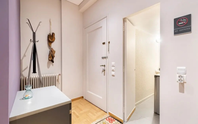 Bang in Kolonaki by Athenian Homes