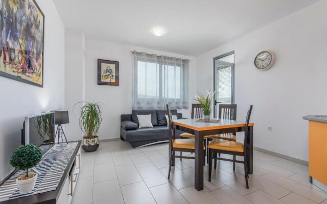 Apartments Kimi