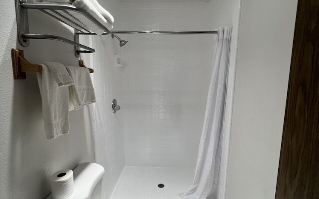 Cedarwood Inn of Ashland