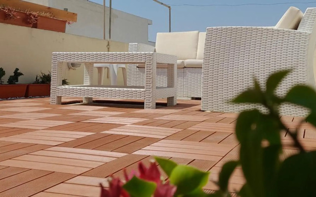 Ramzam - Spacious & Modern 3 bedroom apartment with roof terrace